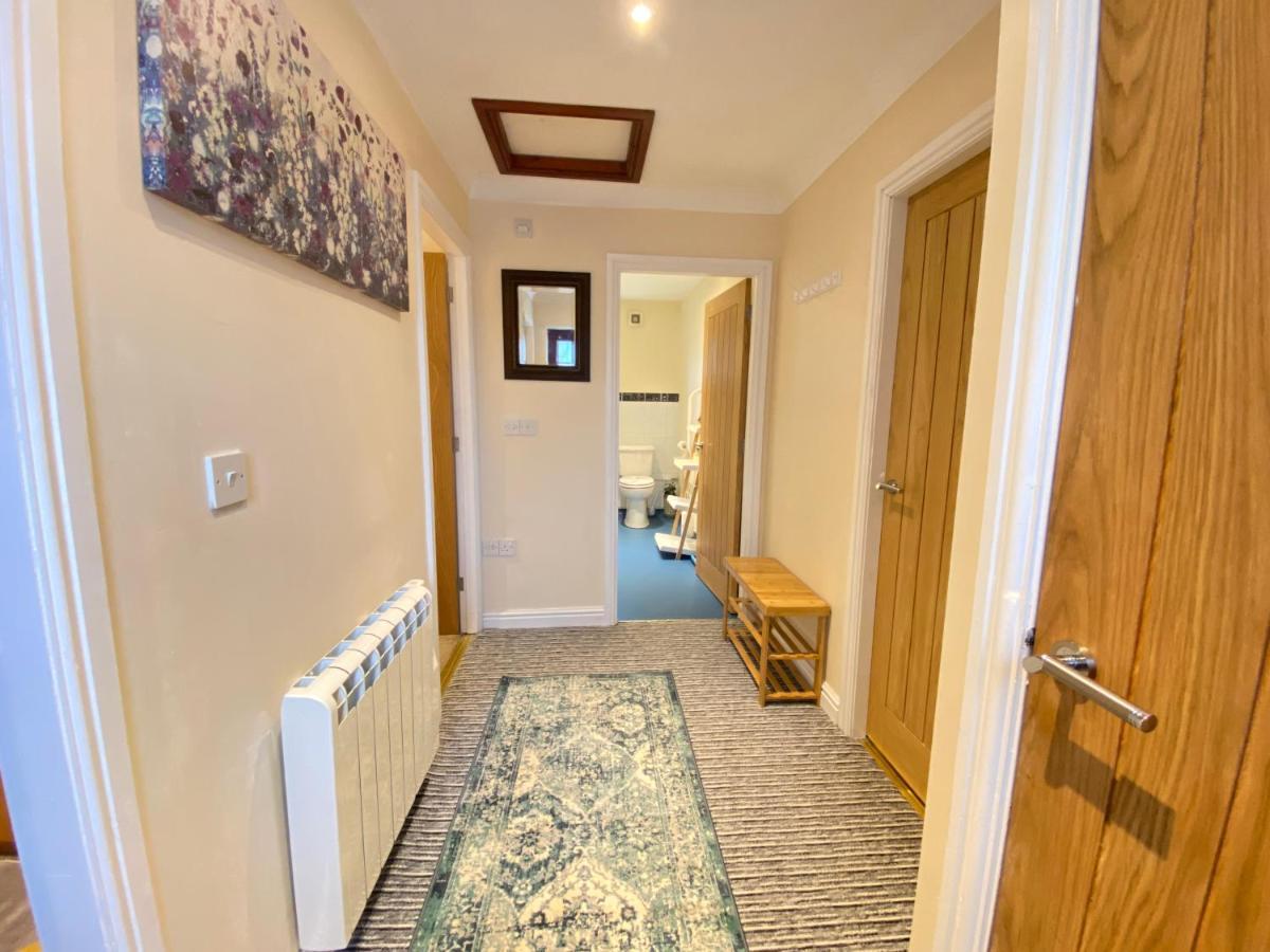 Lake District Cottage In 1 Acre Gardens Off M6 เพนริท ภายนอก รูปภาพ
