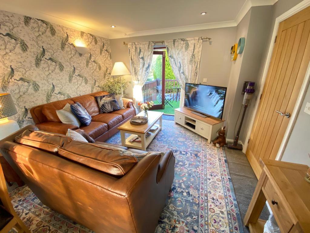 Lake District Cottage In 1 Acre Gardens Off M6 เพนริท ภายนอก รูปภาพ