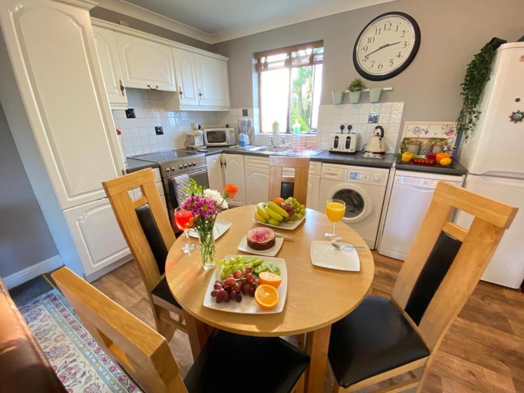 Lake District Cottage In 1 Acre Gardens Off M6 เพนริท ภายนอก รูปภาพ