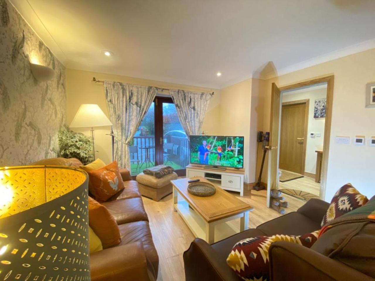 Lake District Cottage In 1 Acre Gardens Off M6 เพนริท ภายนอก รูปภาพ