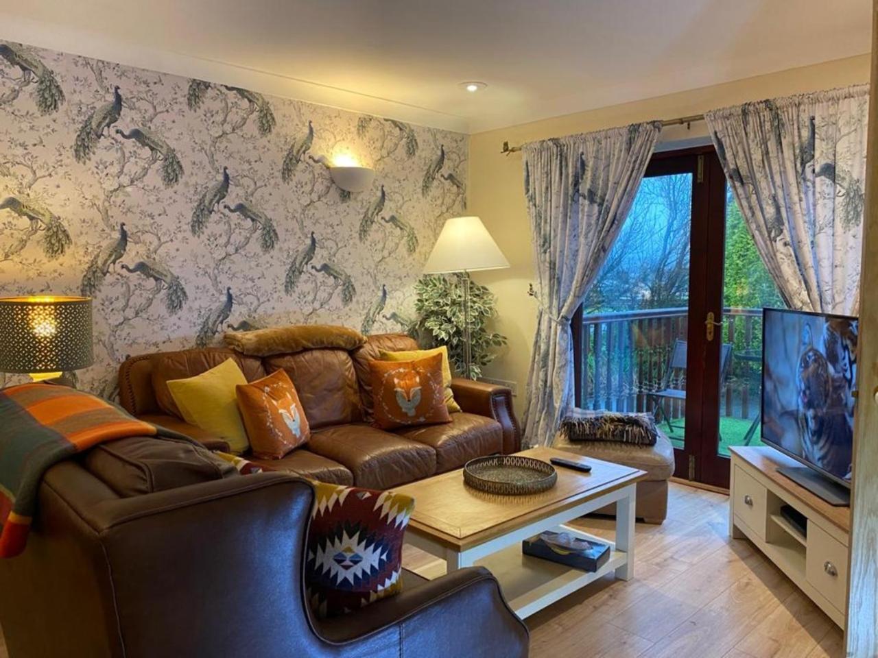 Lake District Cottage In 1 Acre Gardens Off M6 เพนริท ภายนอก รูปภาพ
